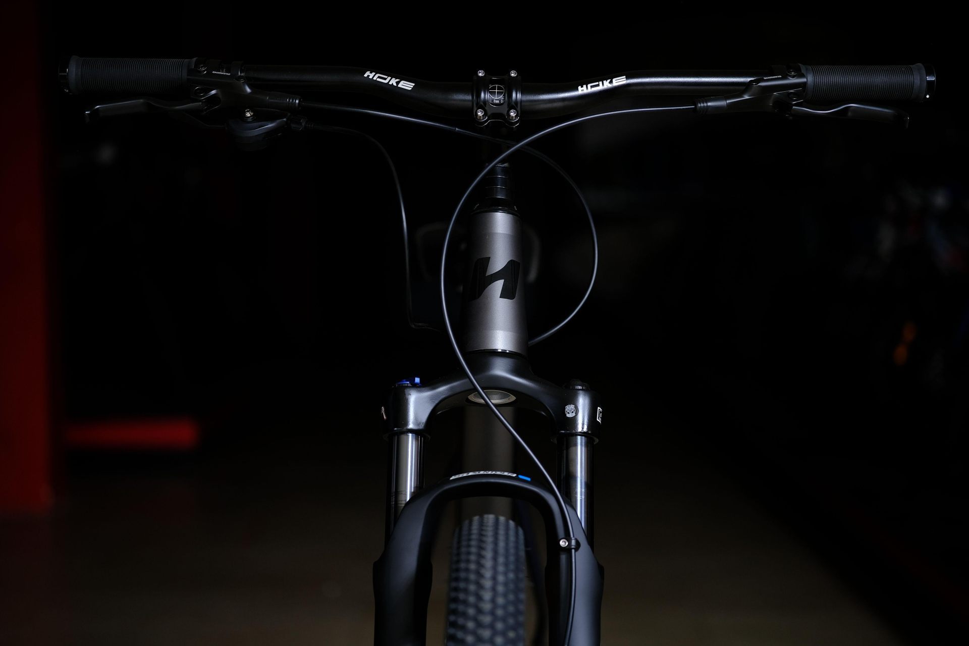 Вилка воздушная Suntour XCM 32 AIR под ось 15mm HOKE 15 Way 29 HD матовый синий-чёрный 21